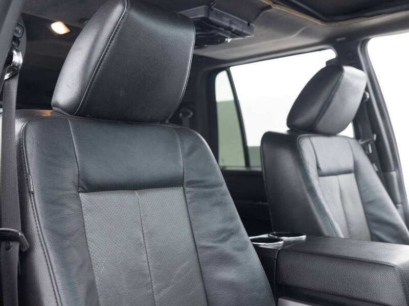 2011 Ford Expedition EL XLT