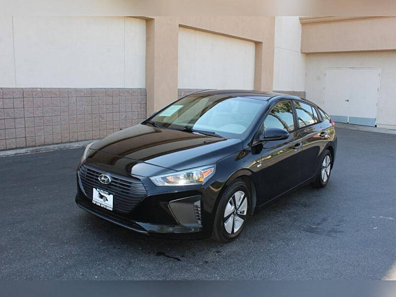 2017 Hyundai Ioniq Hybrid Blue