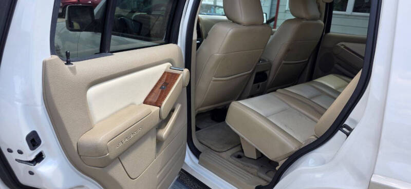 2010 Ford Explorer Eddie Bauer