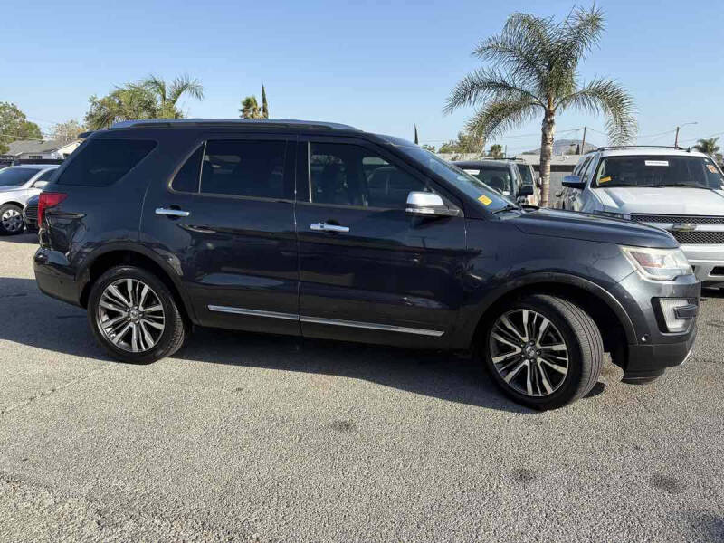 2017 Ford Explorer Platinum