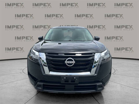 2024 Nissan Pathfinder S