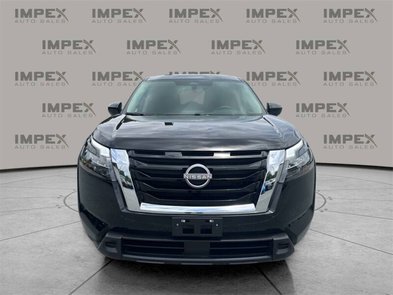 2024 Nissan Pathfinder S