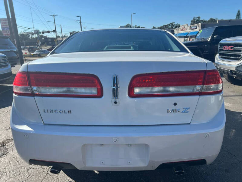 2010 Lincoln MKZ