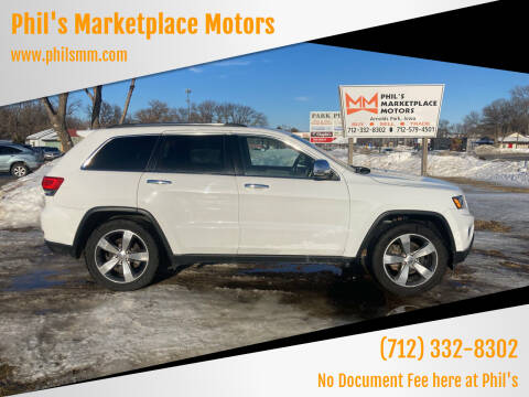 2015 Jeep Grand Cherokee for sale at Phil's Marketplace Motors in Arnolds Park IA