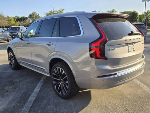 2025 Volvo XC90 B5 Plus Bright Theme 7P