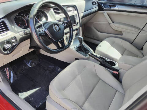 2017 Volkswagen Golf