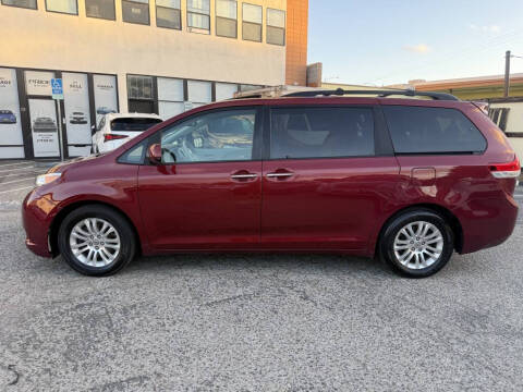 2013 Toyota Sienna