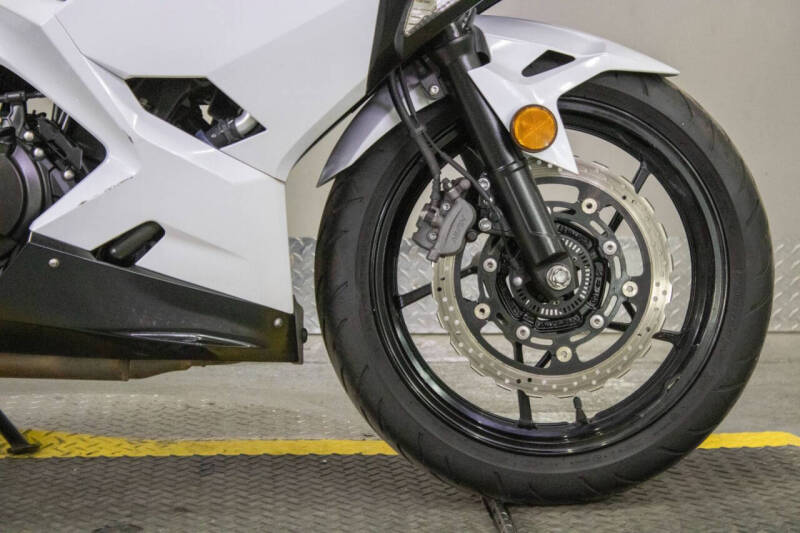 2020 Kawasaki Ninja 400 ABS
