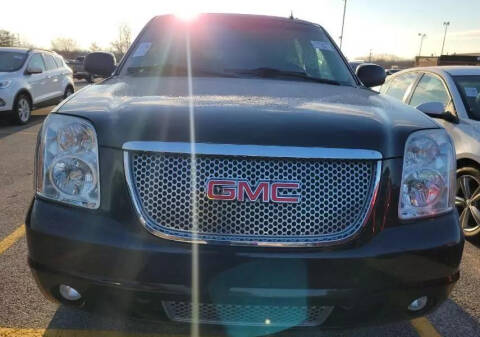 2013 GMC Yukon XL for sale at CASH CARS in Circleville OH