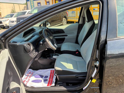 2014 Toyota Prius c