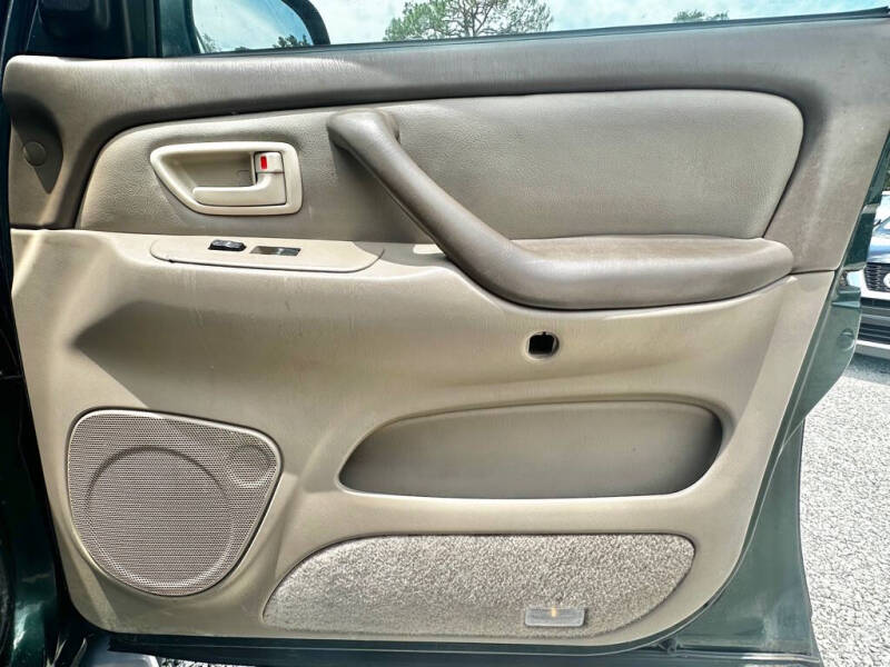 2001 Toyota Sequoia SR5