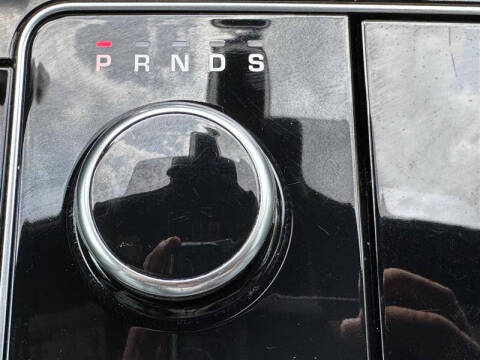 2018 Land Rover Range Rover Velar P250 R-Dynamic SE