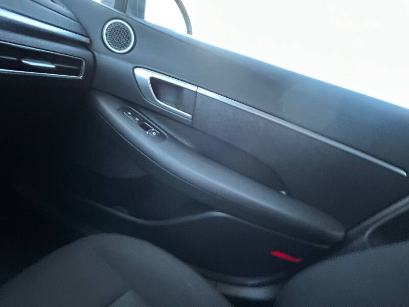 2023 Hyundai Sonata SE