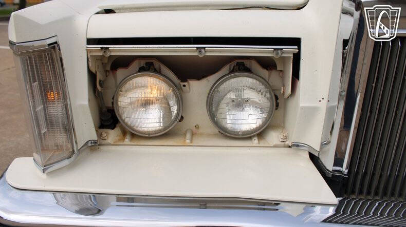 1982 Lincoln Mark VI