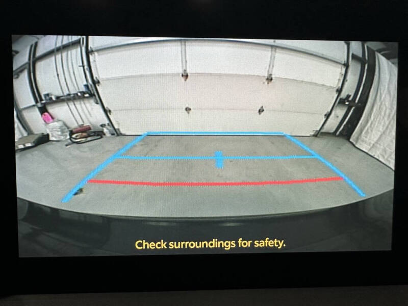 2025 Toyota Prius XLE