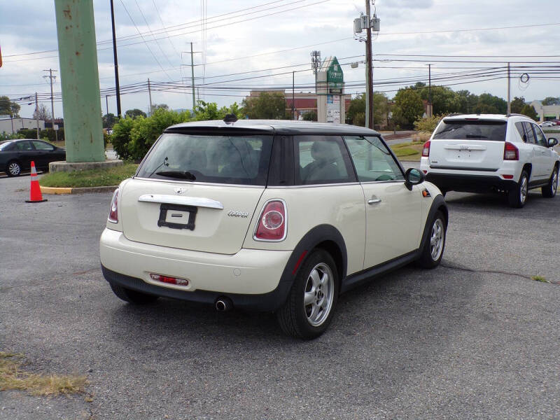 2011 MINI Cooper