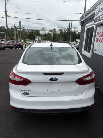 2014 Ford Focus S