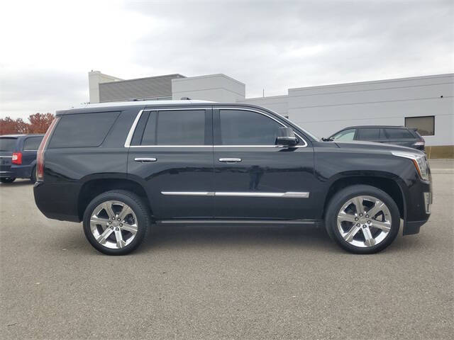 2017 Cadillac Escalade Premium Luxury