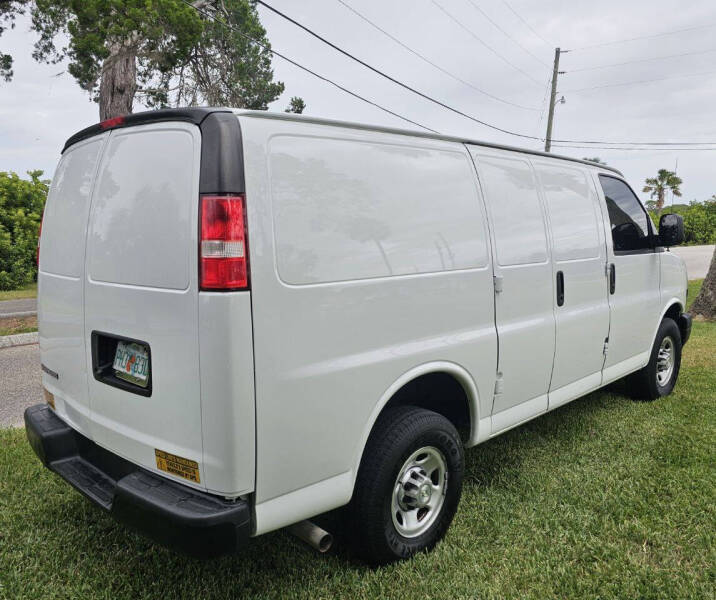 2021 Chevrolet Express 2500