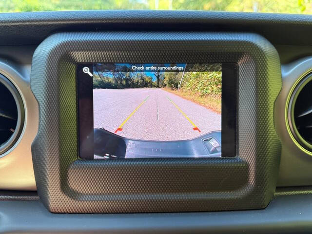 2022 Jeep Gladiator Sport S