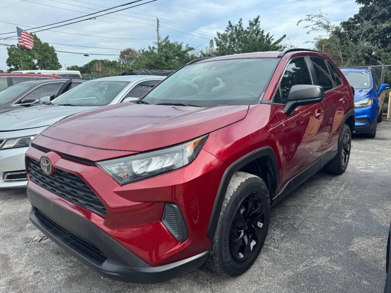 2020 Toyota RAV4 LE