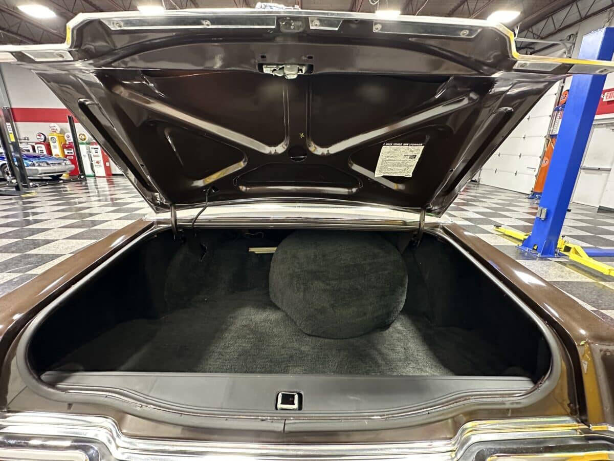 1973 Lincoln Continental 31