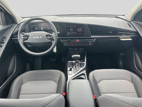 2026 Kia Niro LX