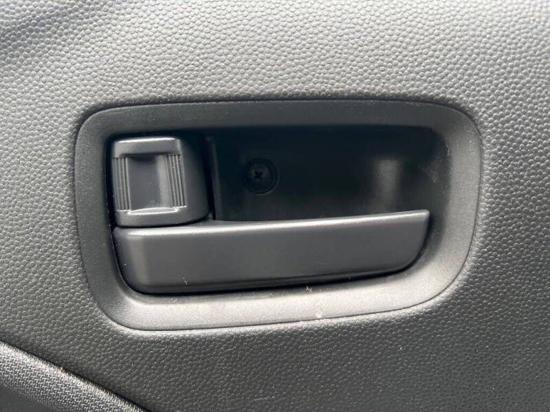 2021 Mitsubishi Mirage ES