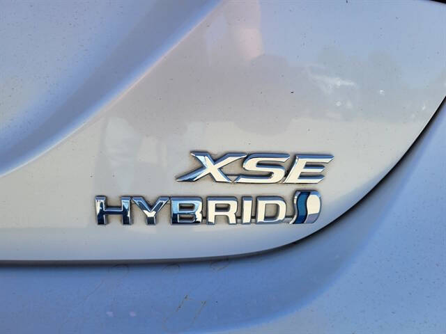 2023 Toyota Camry Hybrid XSE