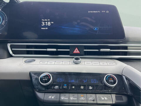 2023 Hyundai Elantra Hybrid Limited