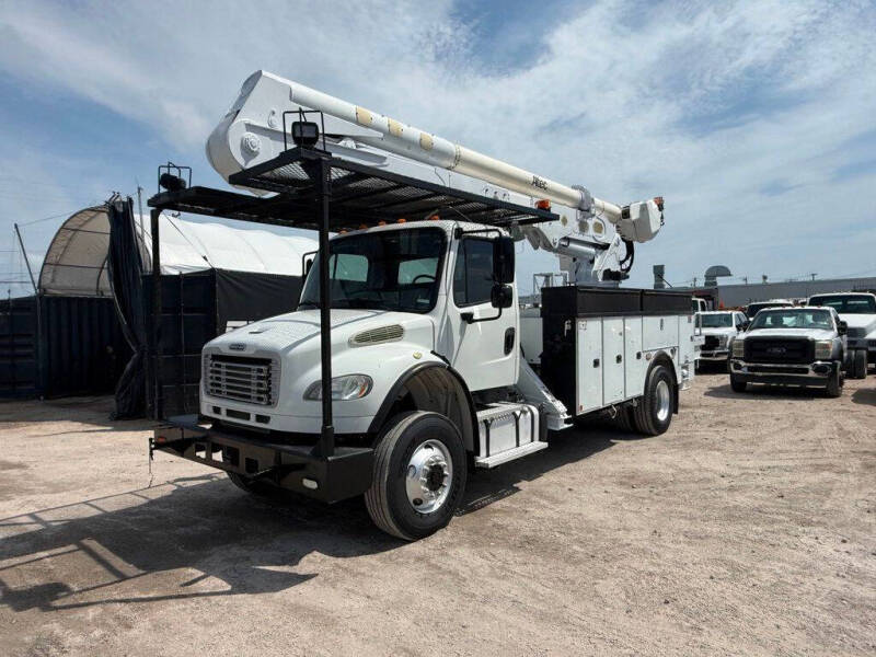 2014 Freightliner M2 106