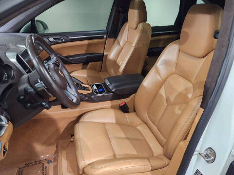 2016 Porsche Cayenne GTS