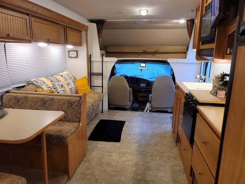 2007 Ford Winnebago