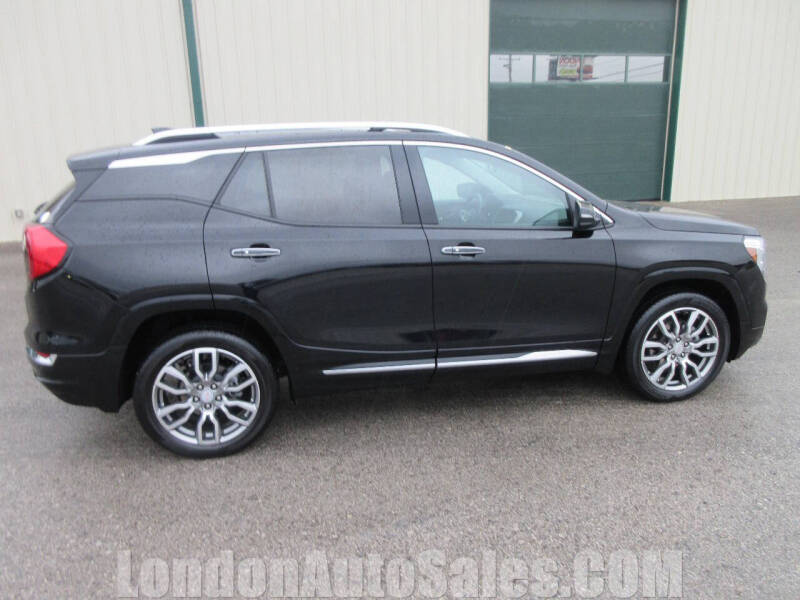 2023 GMC Terrain Denali