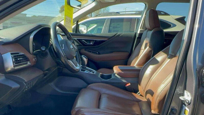 2022 Subaru Outback Touring