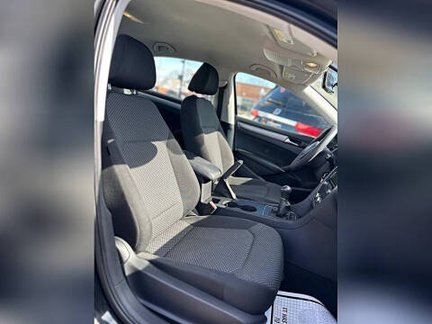 2012 Volkswagen Passat S