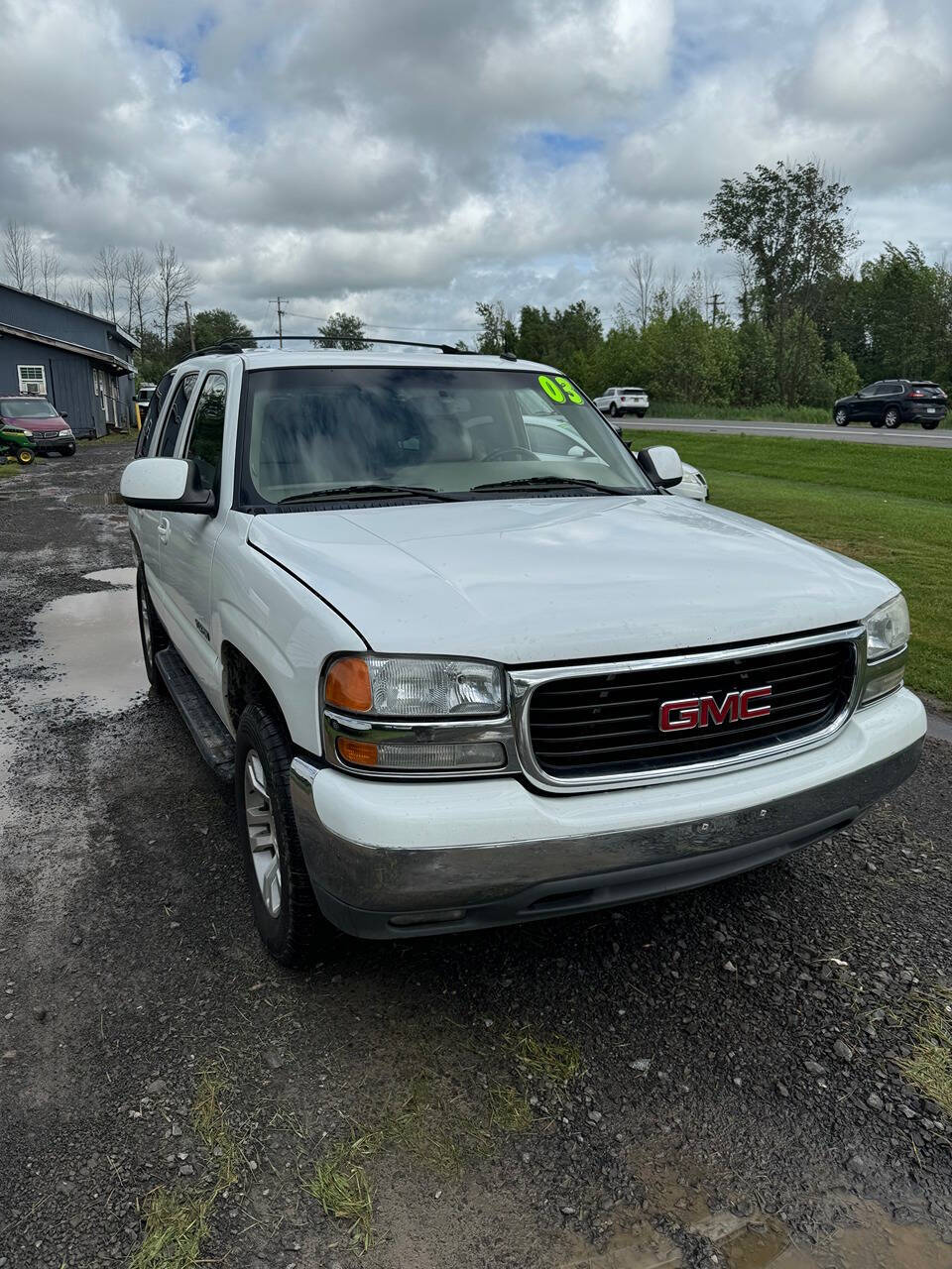 2003 GMC Yukon for sale at Race Automotive INC in Williamson, NY