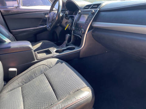 2015 Toyota Camry LE