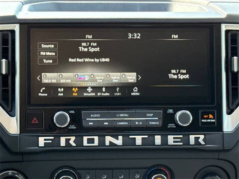 2025 Nissan Frontier SV