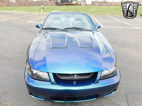 2004 Ford Mustang SVT Cobra