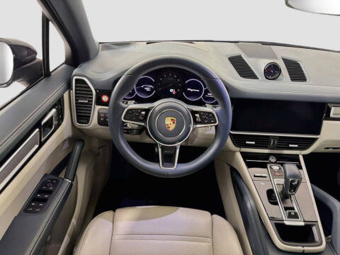 2023 Porsche Cayenne