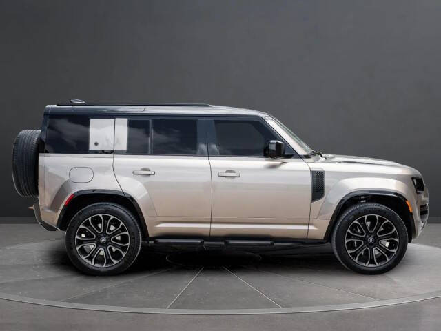 2025 Land Rover Defender
