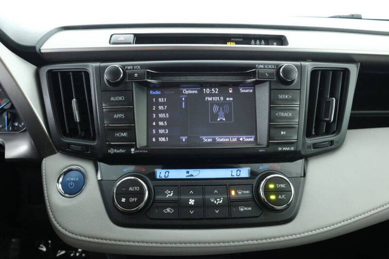 2018 Toyota RAV4 Hybrid XLE