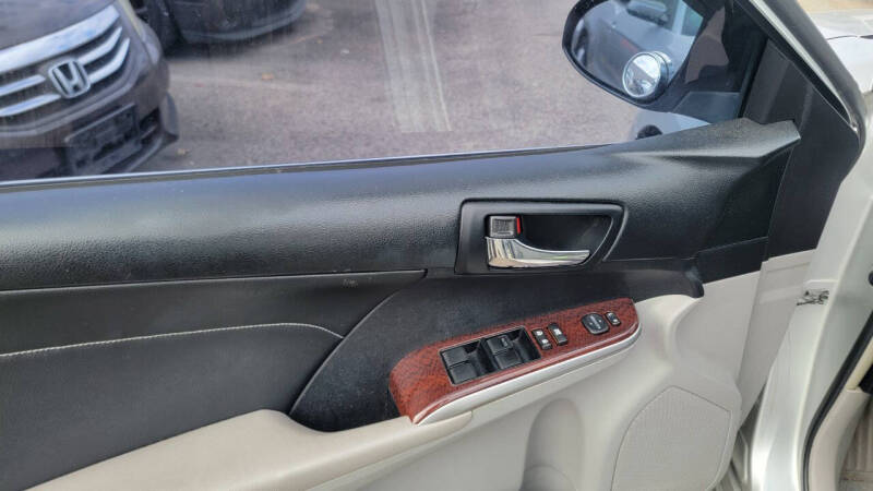 2014 Toyota Camry XLE