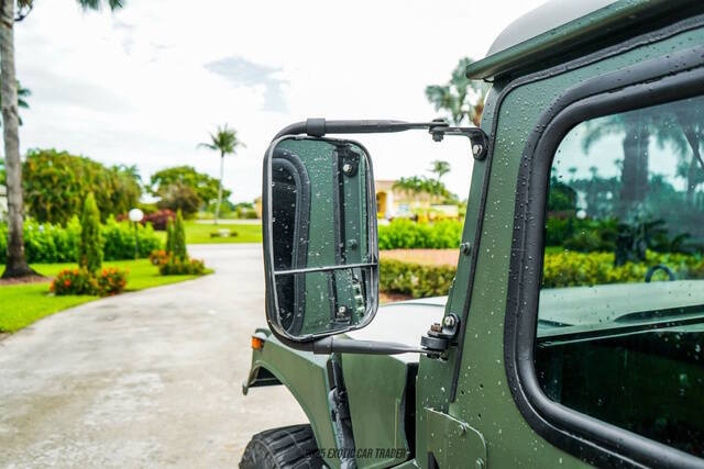 2001 AM General Hummer