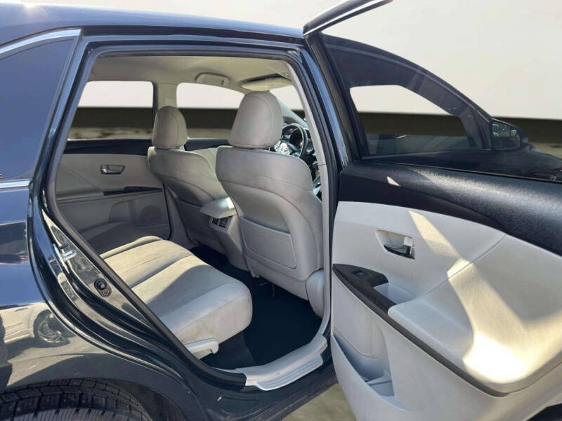 2013 Toyota Venza LE