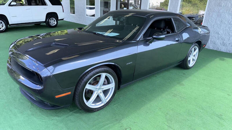 2017 Dodge Challenger for sale at iVueCars in Gastonia NC