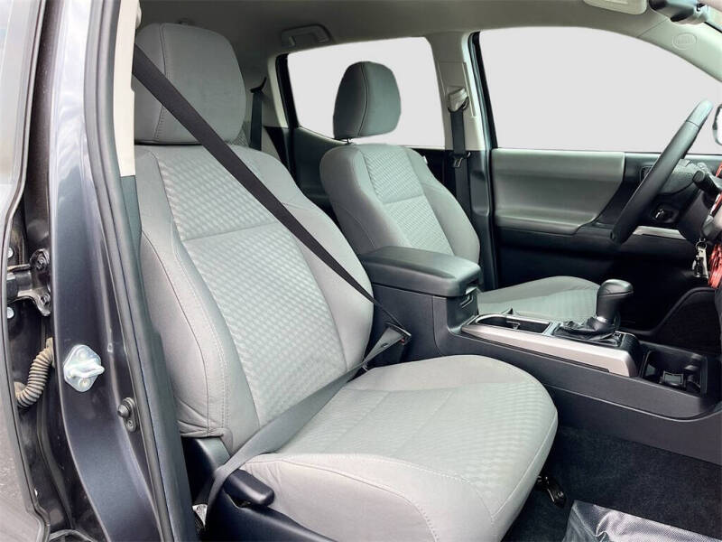 2021 Toyota Tacoma SR5 V6