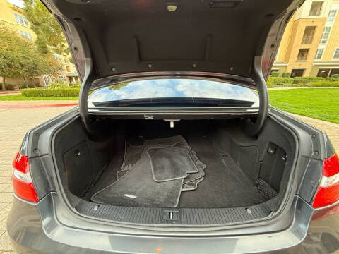 2011 Mercedes-Benz E-Class E 550 Luxury