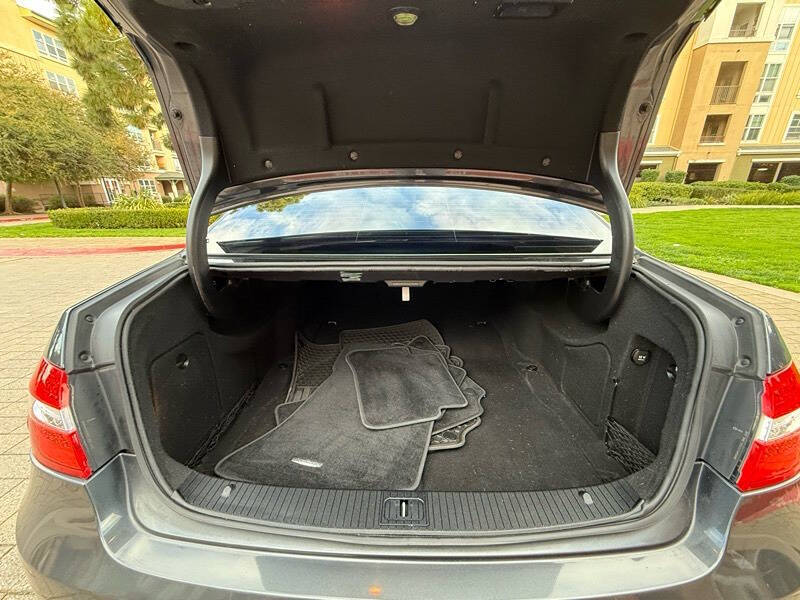 2011 Mercedes-Benz E-Class E 550 Luxury